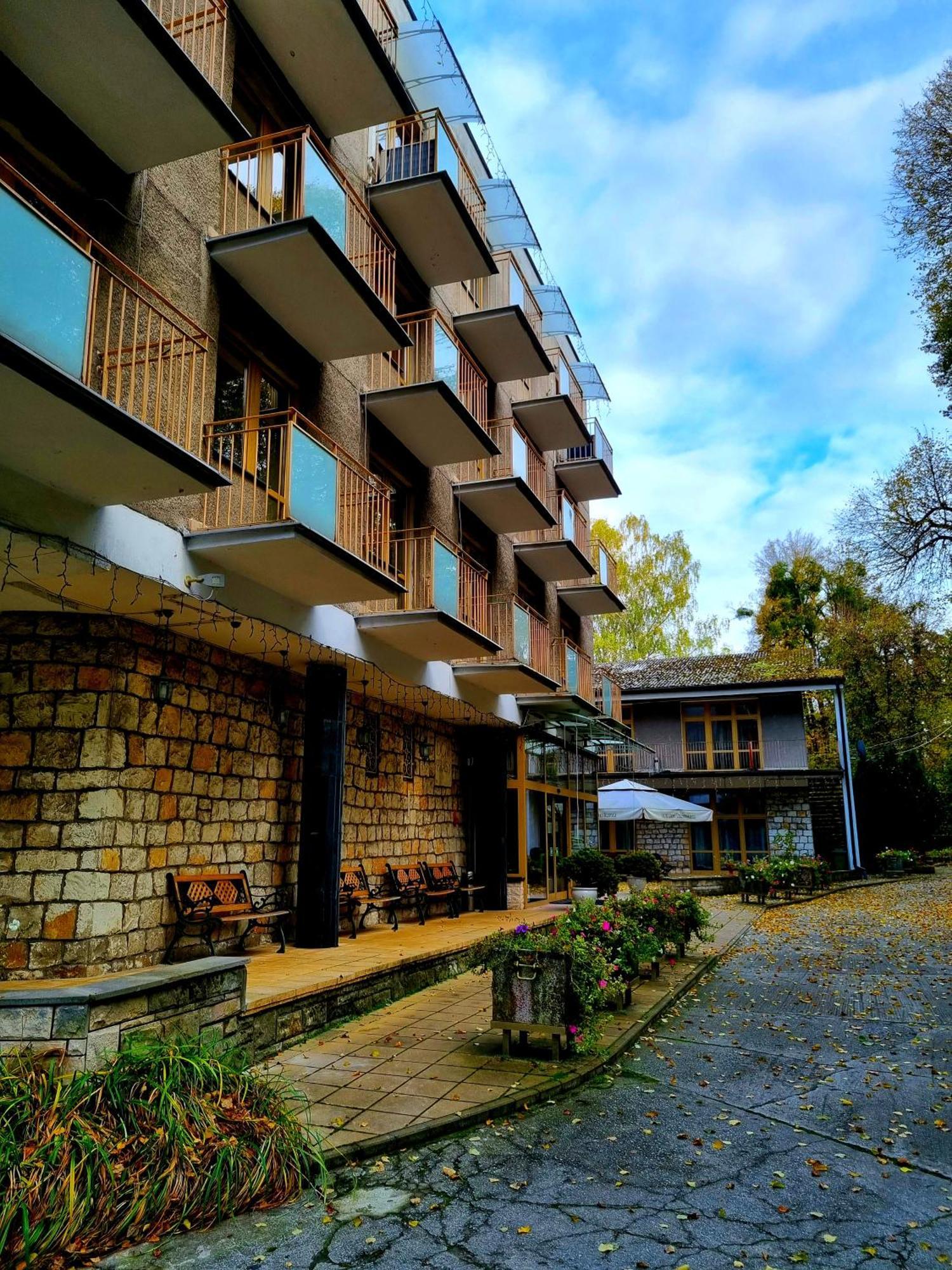 Dom Pracy Tworczej Hotell Kazimierz Dolny Exteriör bild